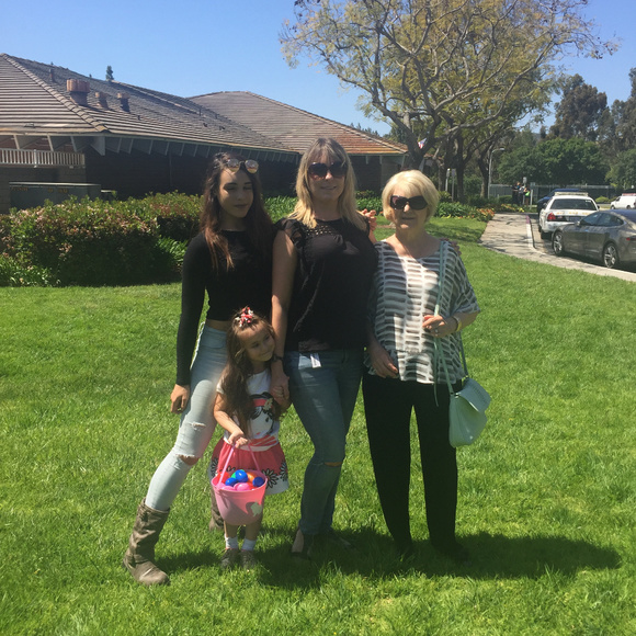 Meet your Posher, Tricia - Picture 2 of 7